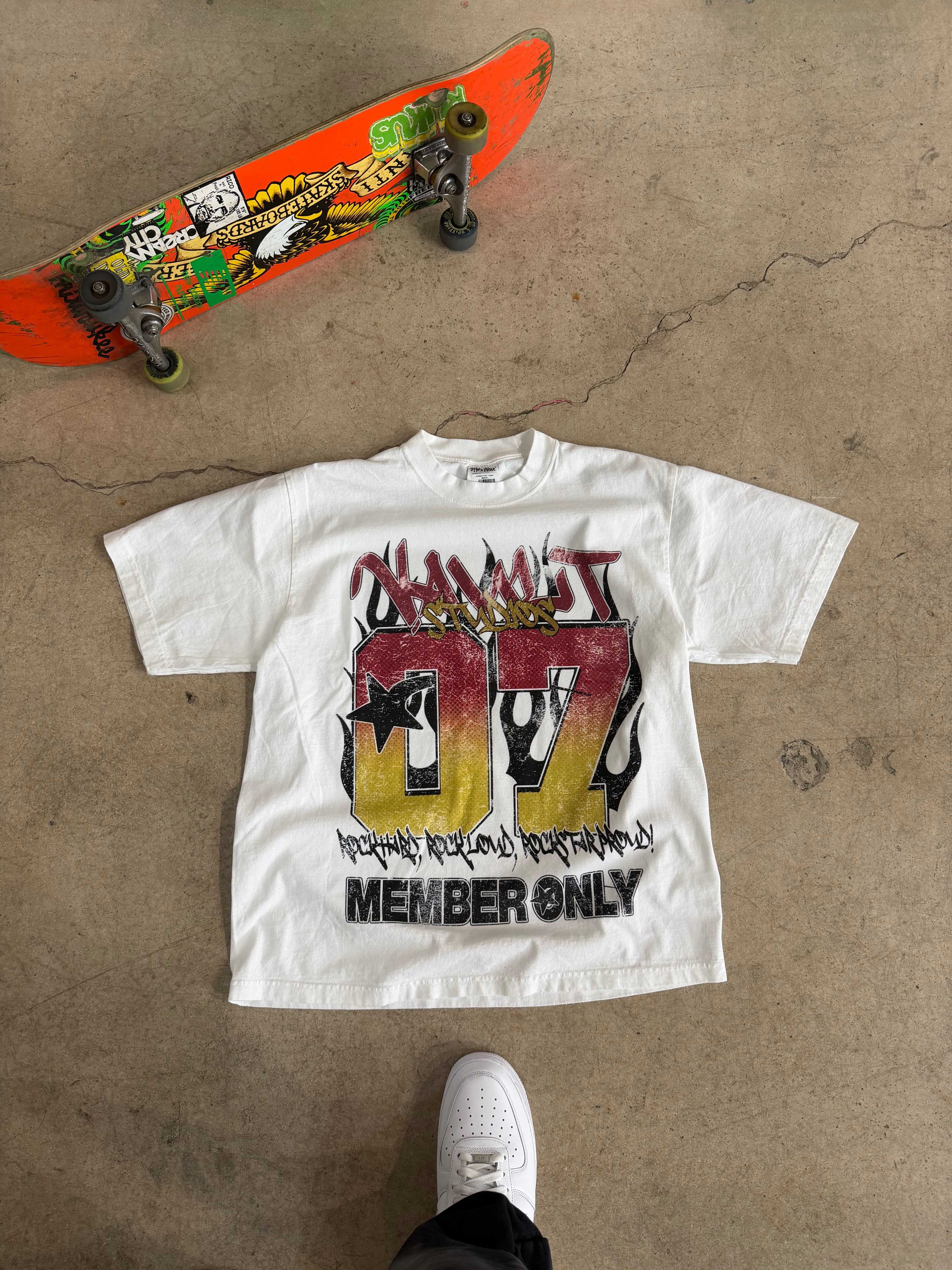 07 Members only Vshirt