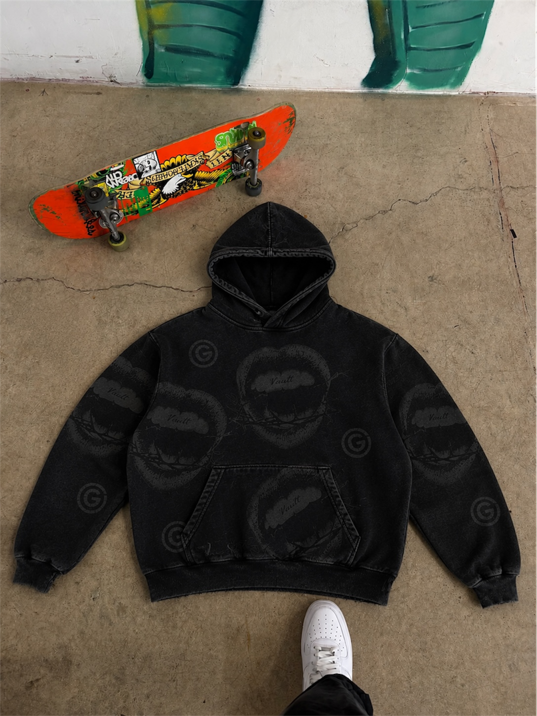 Vault mouth silhouette hoodie