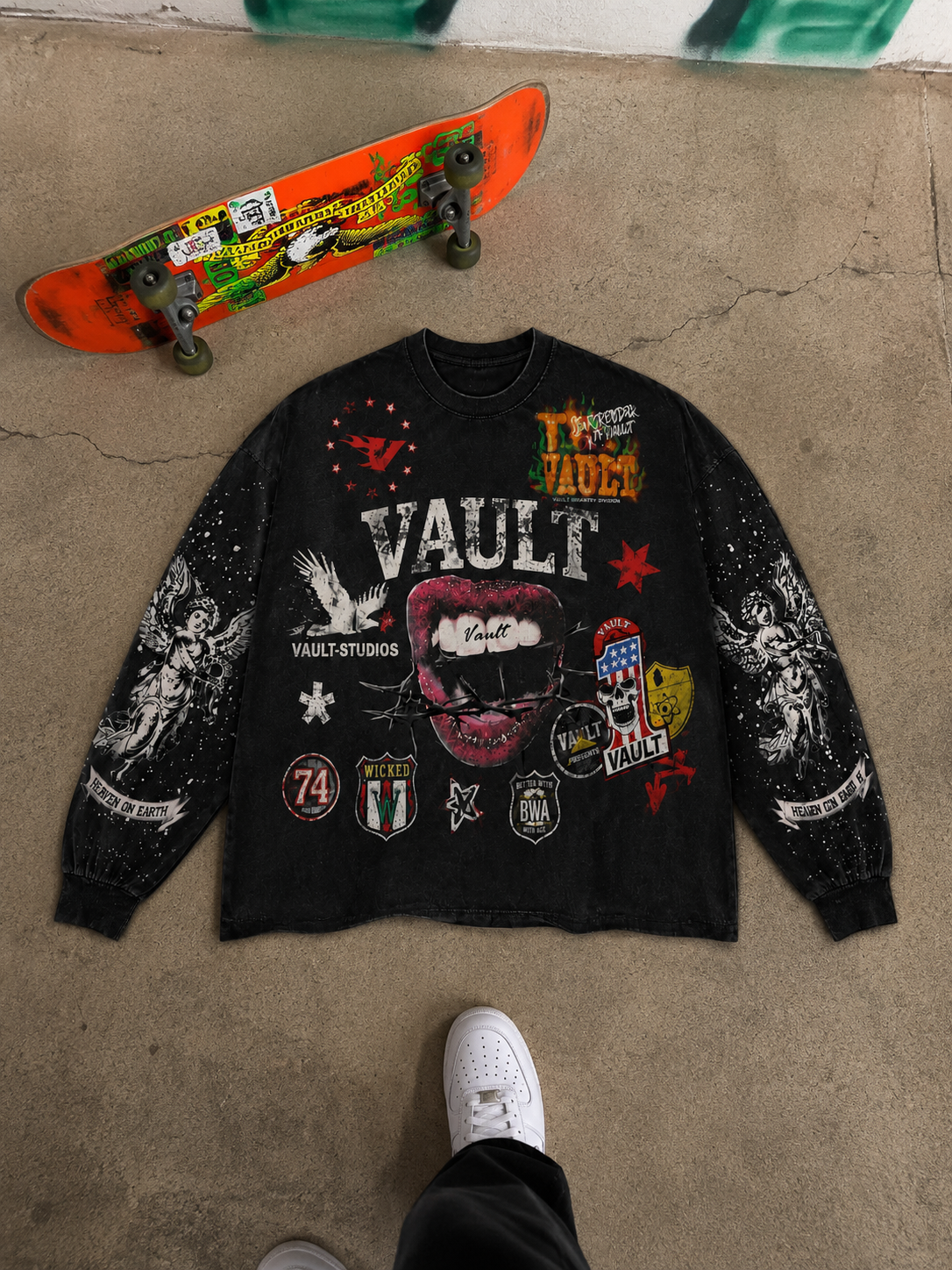 Vault logo long sleeve